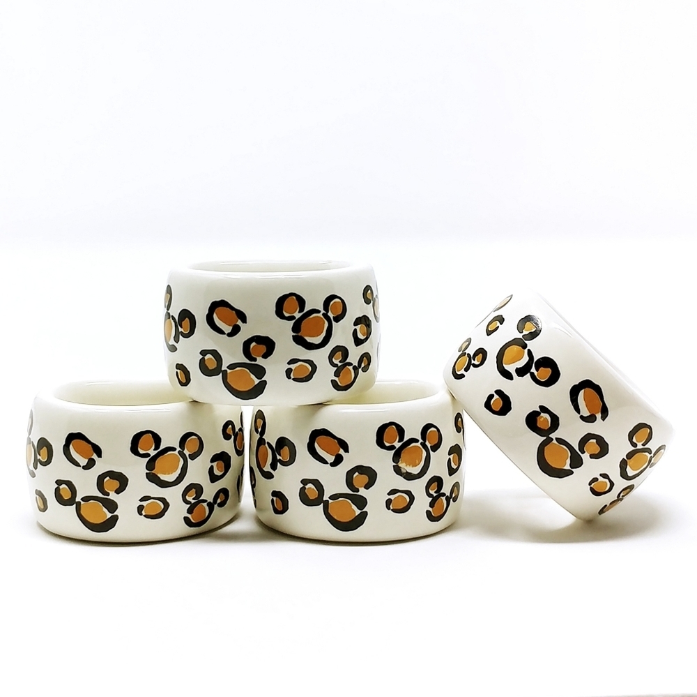 DISNEY Mickey Mouse Leopard Pattern Napkin Rings || Set of 4​